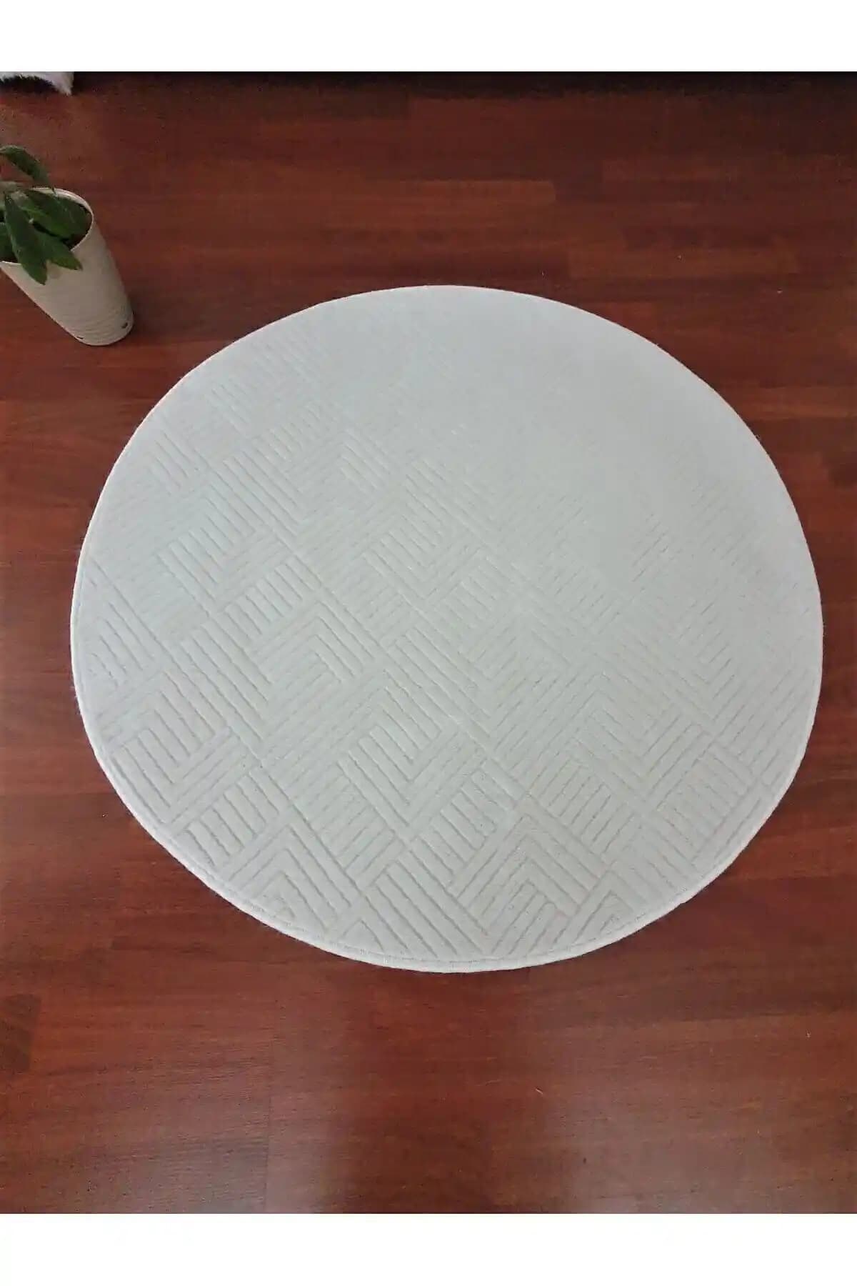 Melian Anadolu Yuvarlak Kaymaz Taban Halısı: Estetik ve Güvenli Kullanım İçin İdeal Seçenek