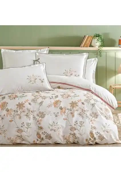 Çift Kişilik Nevresim Takımları Karşılaştırması: Pamuk ve Saten Özellikleri 2023