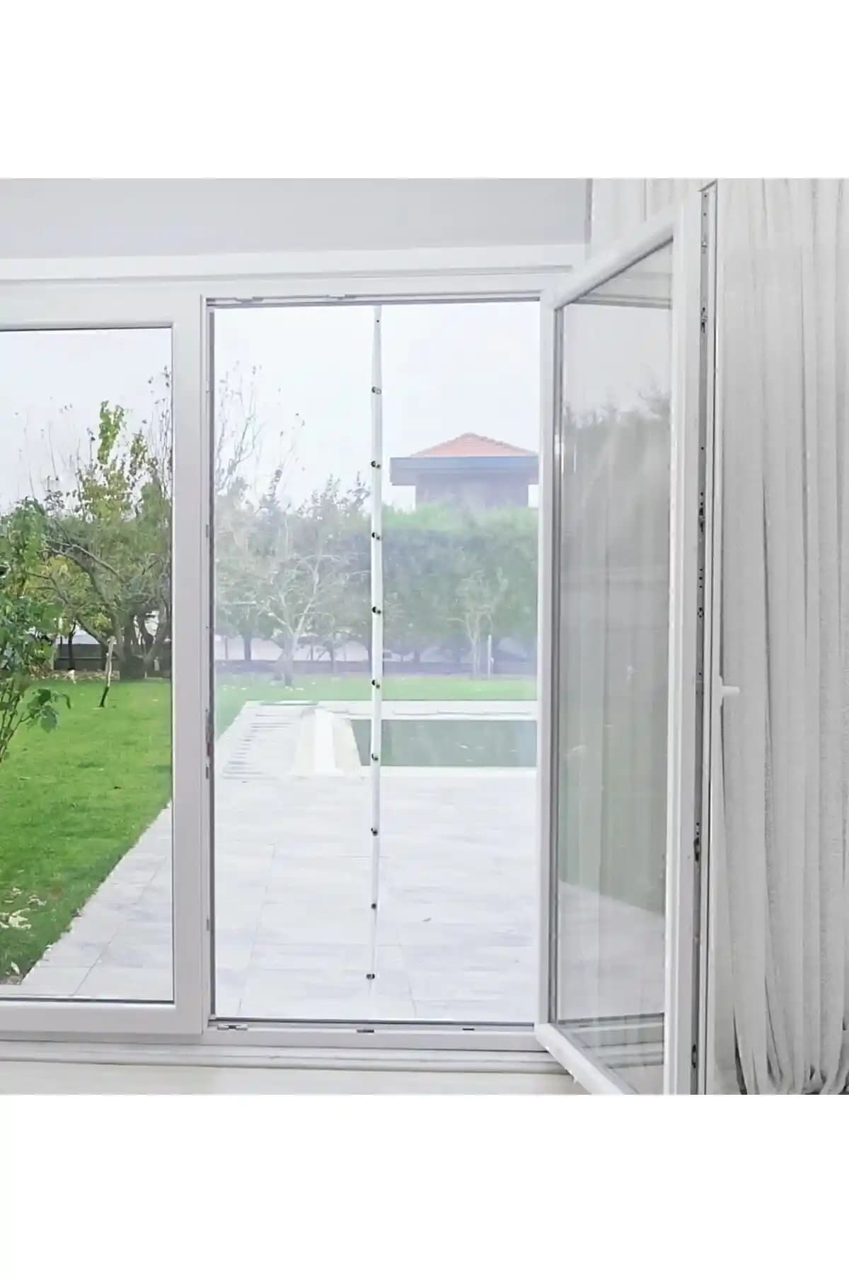 Flystop Mıknatıslı Kapı Sinekliği: Kolay Kullanımlı ve Dayanıklı Sineklik Çözümü