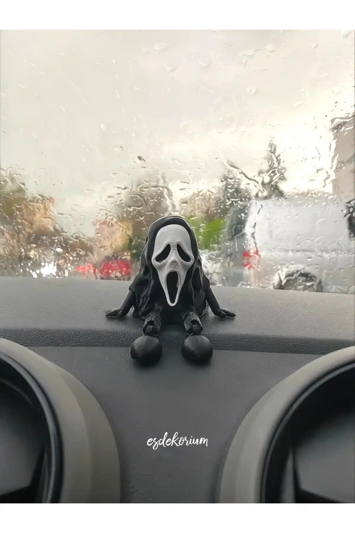 Genel Markalar Çığlık Araba Süsü ile Aracınıza Gizemli ve Şık Bir Dokunuş Katın