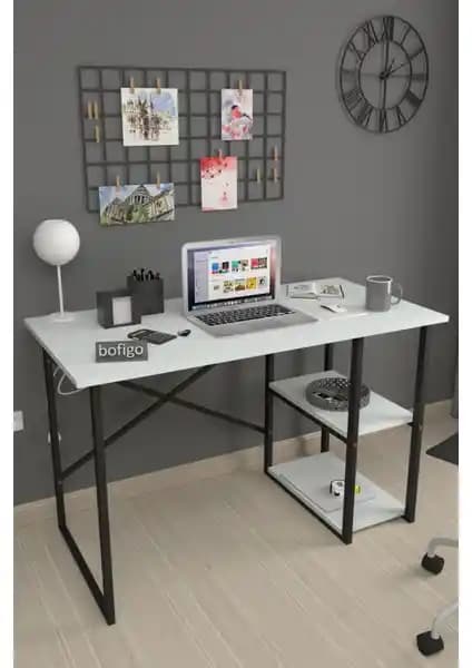 İki Çalışma Masası Karşılaştırması: Malzeme, Tasarım ve Dayanıklılık Analizi