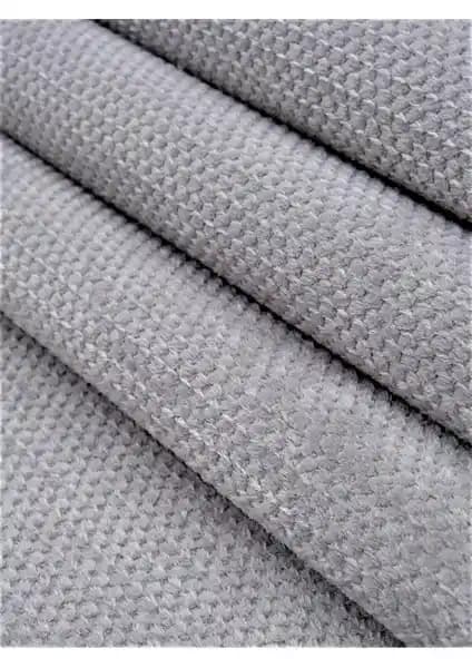 İki Farklı Halı Ürünü Karşılaştırması: Malzeme, Kullanım ve Dayanıklılık Analizi