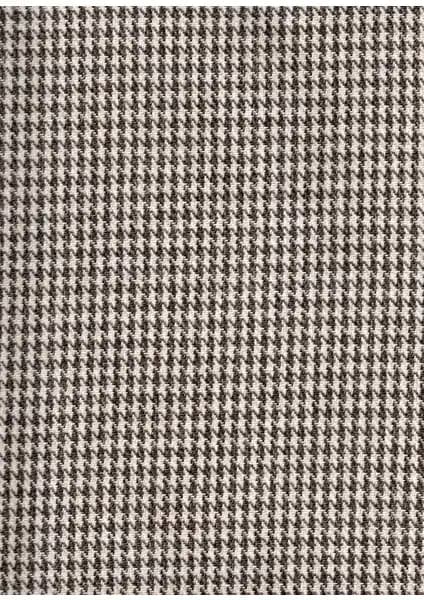 Keten Döşemelik Kumaş Karşılaştırması: Bakırcı ve Dives Tekstil Ürünleri Analizi