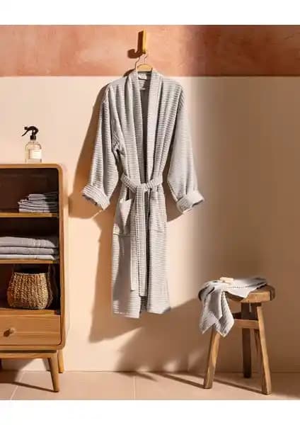 Madame Coco Carla ve Maynor Kimono Unisex Bornoz Setleri Karşılaştırması