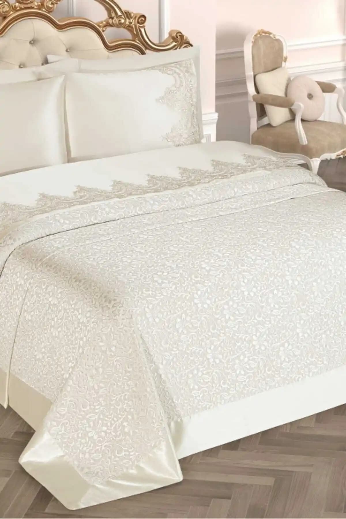 Selin Pike Takımı 6 Parça Krem Yatak Odası Seti Estetik ve Konfor Sunar