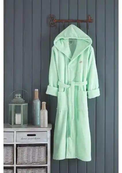 Varol Biyeli Kapşonlu ve Şal Yaka Bambu Bornoz Karşılaştırması