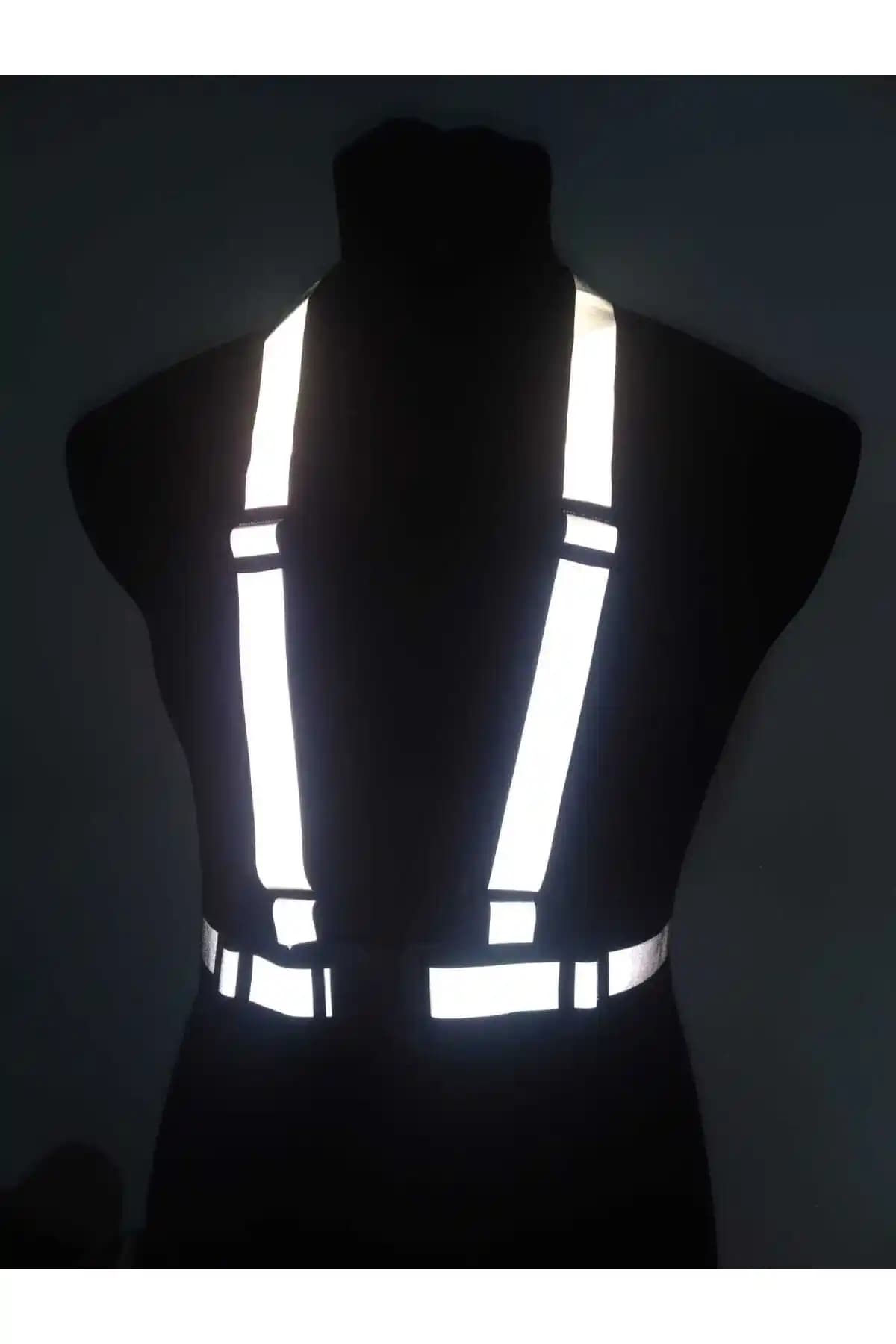 Vi Caro Reflektörlü Yelek: Güvenli ve Pratik Sürüş İçin Yenilikçi Çözüm