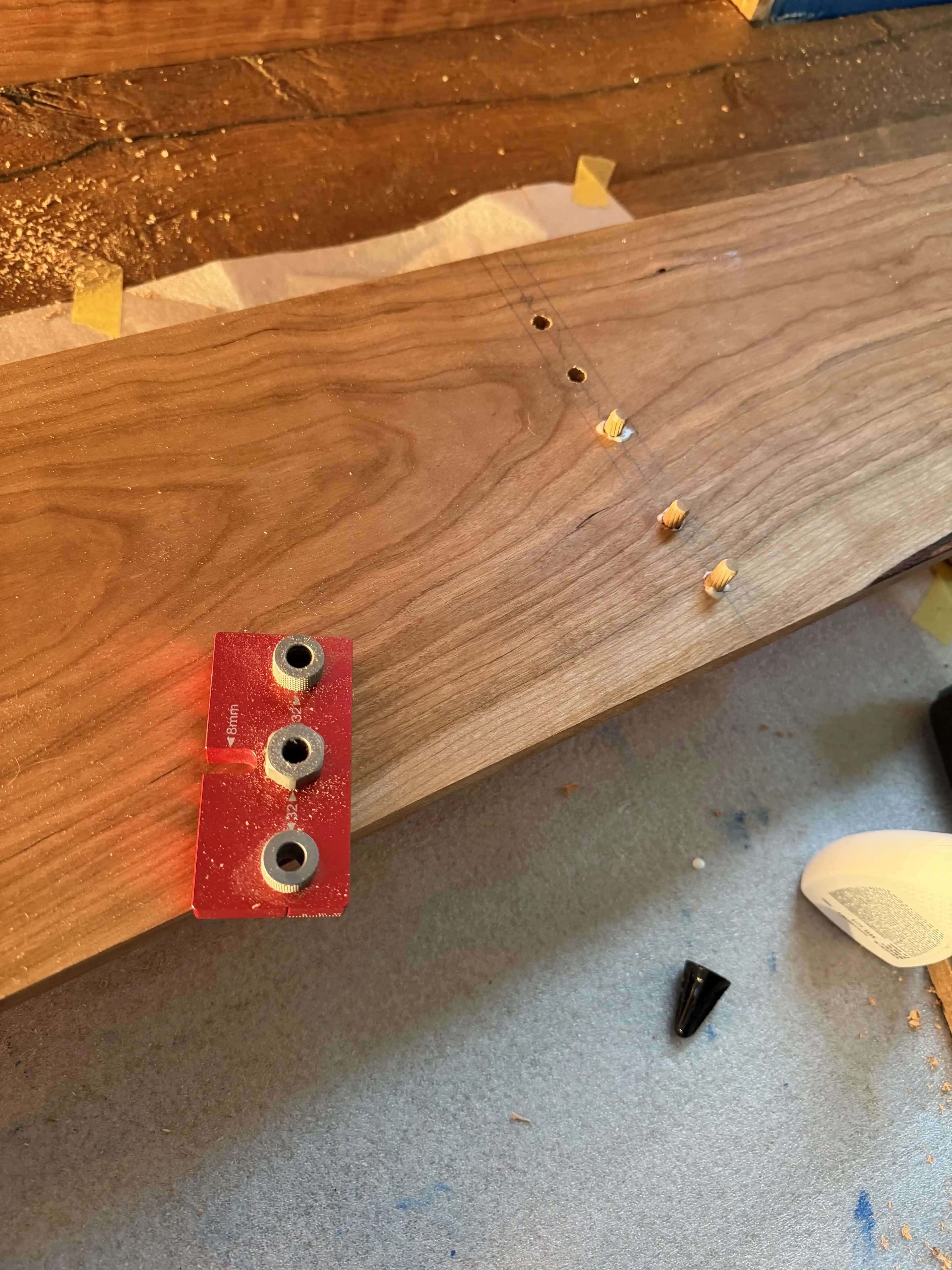 Ahşap İşçiliğinde Dowel Kullanımı: Avantajlar, Zorluklar ve Çözüm Yöntemleri