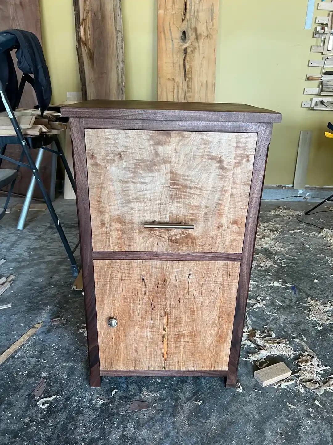 Ambrosia Maple Ahşabın İşlenmesi ve Vakum Pres ile Kaplama Teknikleri