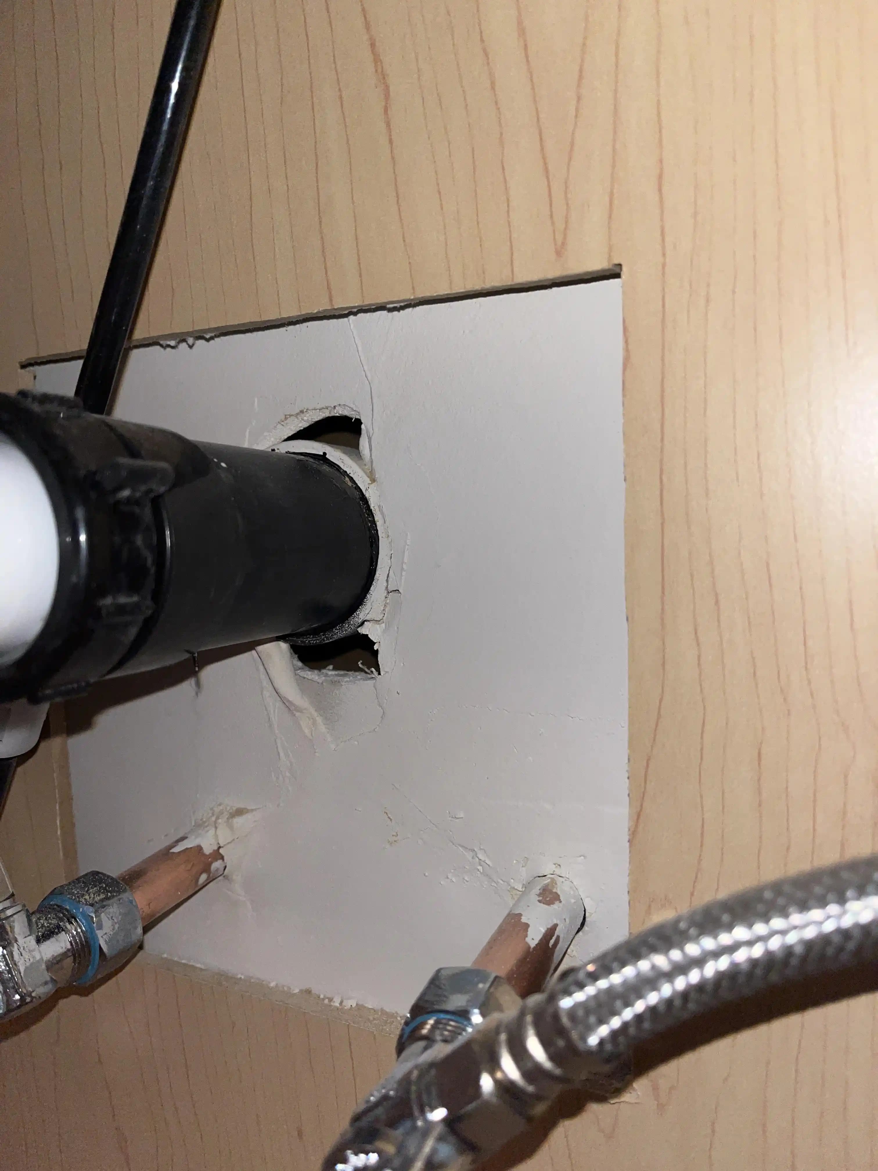 Boru Etrafındaki Duvar Boşluklarının Doldurulması: Yöntemler ve Uygulama Detayları