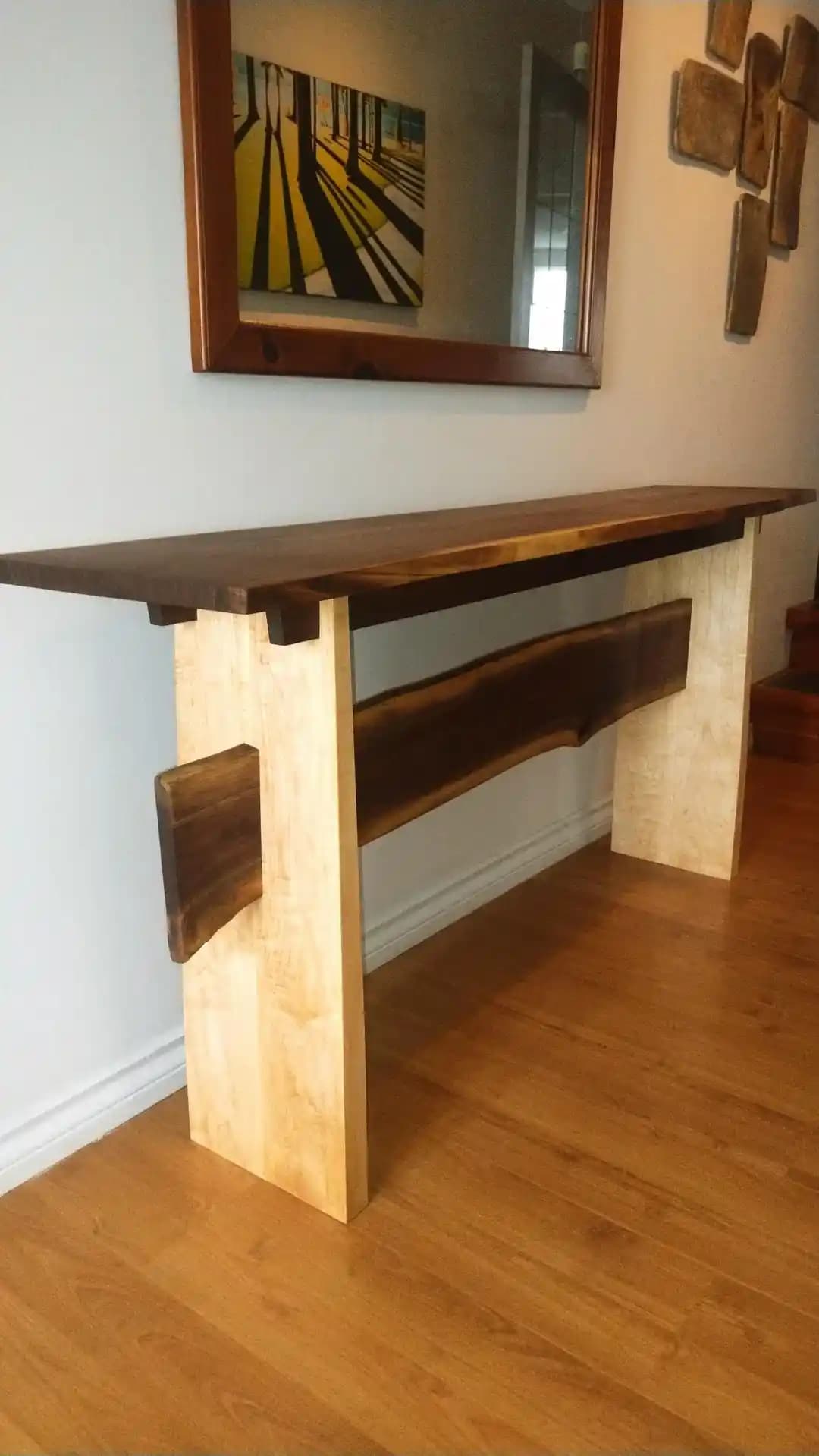 Ceviz ve Kıvırcık Akçaağaçtan Hol/Konsol Masası Tasarımı ve Yapım Teknikleri