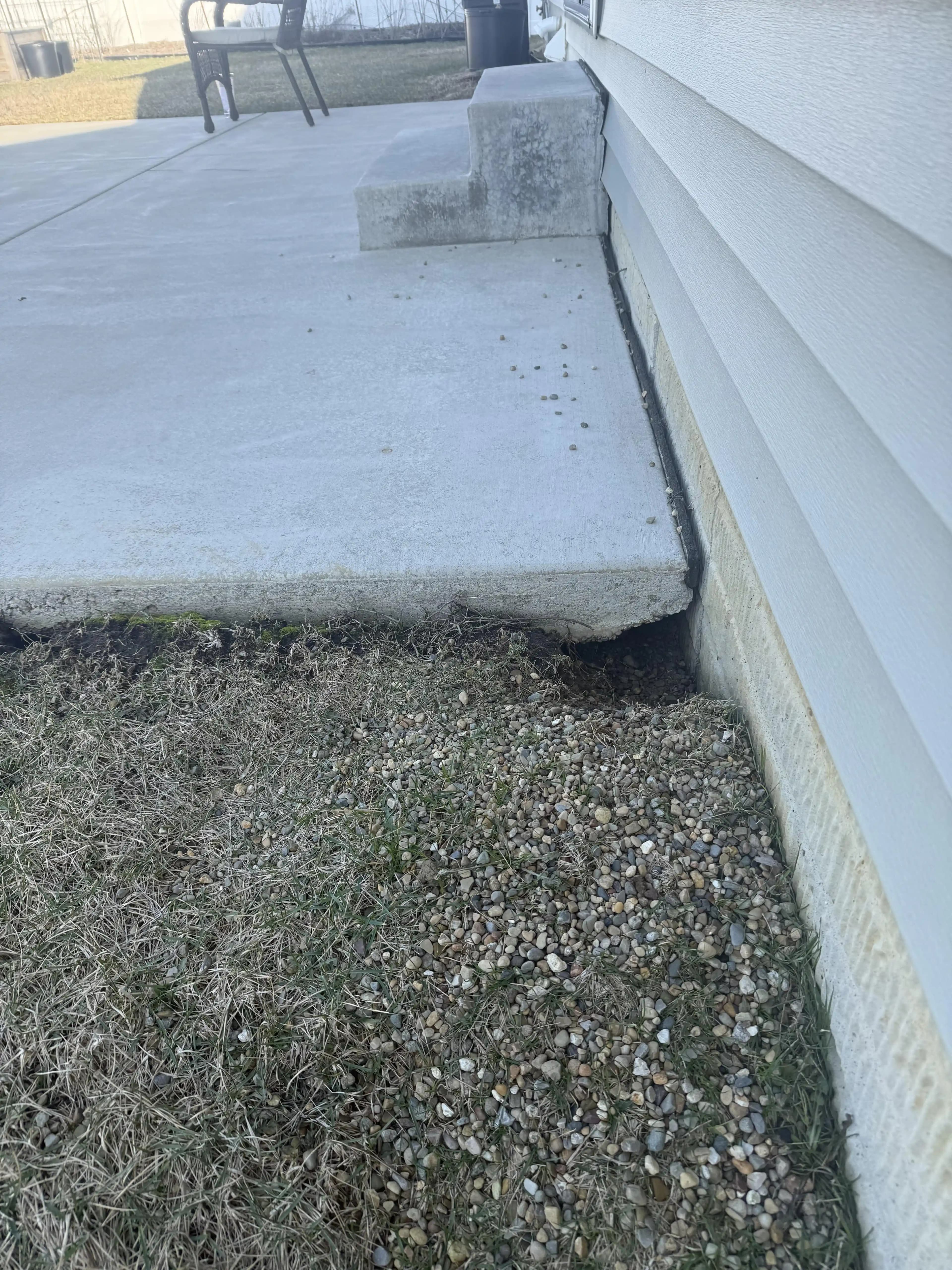 Çimento Altındaki Sincap Yuvasını Kalıcı ve Güvenli Şekilde Doldurma Yöntemleri