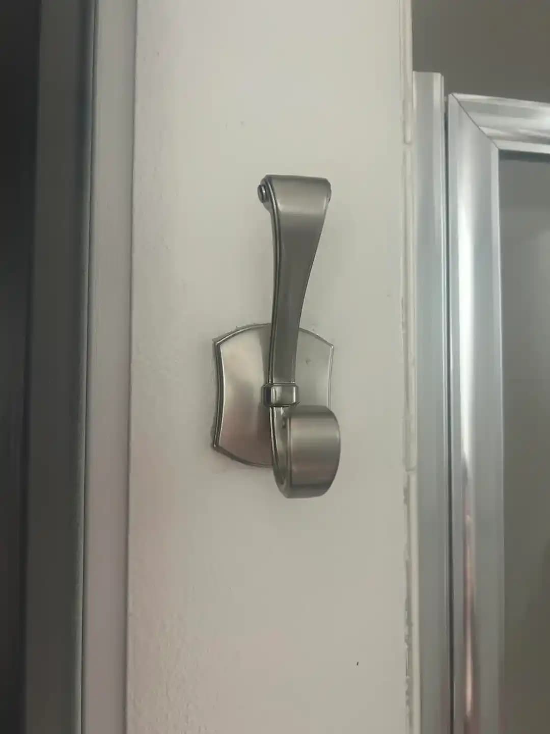 Delta Dansant J Kancası Nasıl Çıkarılır? Montaj ve Sökme Yöntemleri