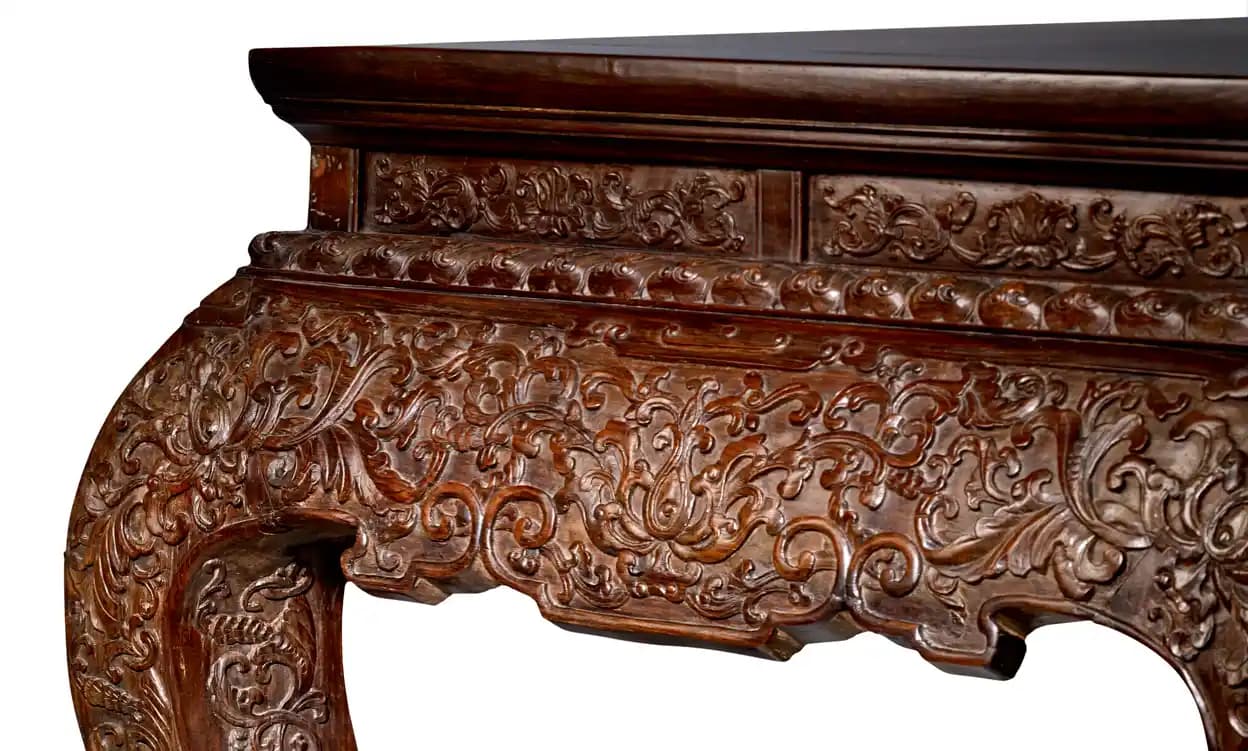 Kalın Kaplamalarda Oyma: Ahşap Hareketi ve Malzeme Seçiminin Önemi