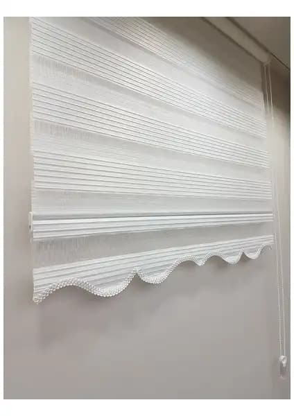 Asy Home Beyaz Piliseli Zebra Perde ile Koza Stor Zebra Perde Karşılaştırması 1