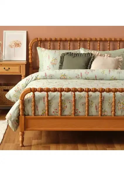 Bella Maison %100 Pamuk Sevilla ve Saten Flores Çift Kişilik Nevresim Setleri Karşılaştırması 2