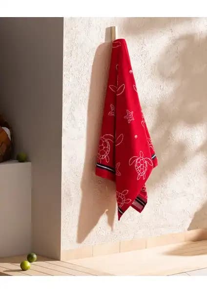 Bella Maison Pamuk Leaf ve Madame Coco Arlette Plaj Havlusu Karşılaştırması 2