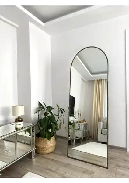 Effe Yapı Dekor ve Enc Home Ayaklı Aynalar Karşılaştırması ve Özellikleri