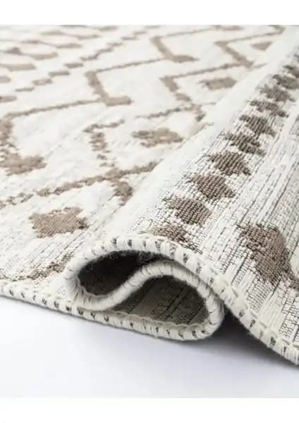 Elmass ve Saraz Kilim Serisi Karşılaştırması: Malzeme, Desen ve Kullanım Özellikleri 2