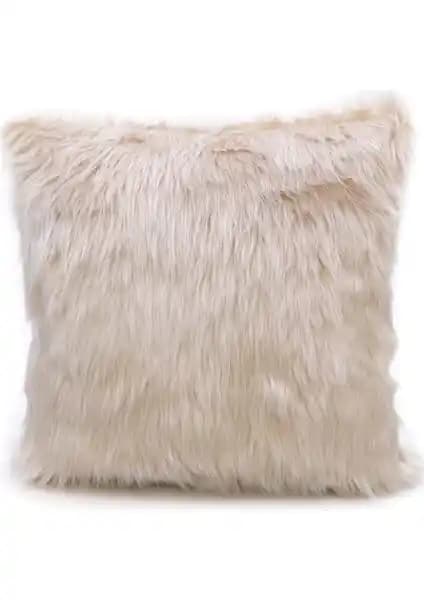 Ev Dekorasyonunu Zenginleştiren Peluş ve Teddy Puffy Kırlent Kılıfları Karşılaştırması