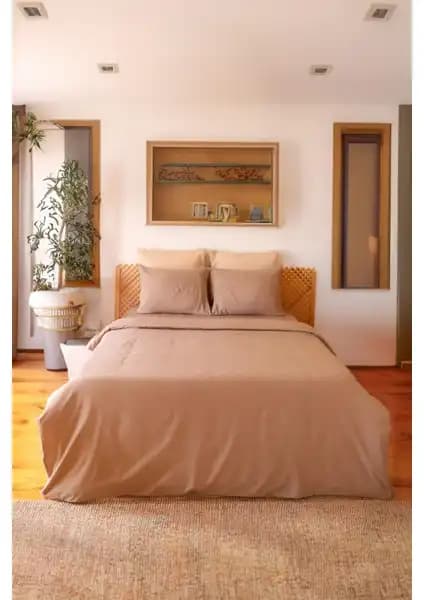 Hazal Moosh ve MODELHOME Almira Nevresim Takımları Karşılaştırması 1