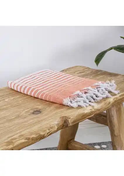 Homedius Alagra ve Soley Stripe Peştemal Karşılaştırması: Özellikler ve Kullanıcı Yorumları