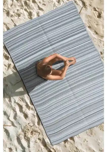 Konfor Halı Katlanabilir ve Savana 8814 Modeli Karşılaştırması ve Kullanım Özellikleri