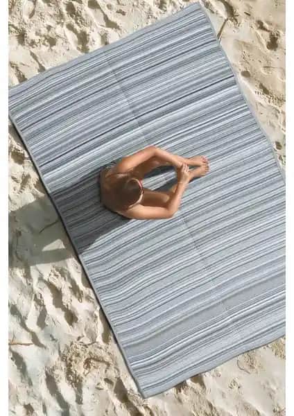 Konfor ve Melaris Halı Karşılaştırması: Özellikler, Kullanım Alanları ve Dayanıklılık