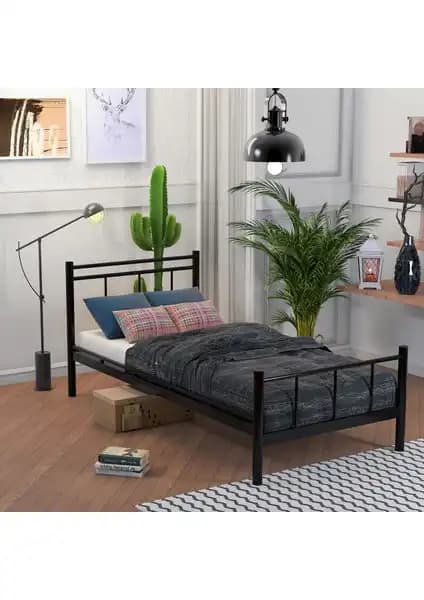 Limni Home ve Unimet Falez-S Ferforje Metal Karyola Karşılaştırması 1
