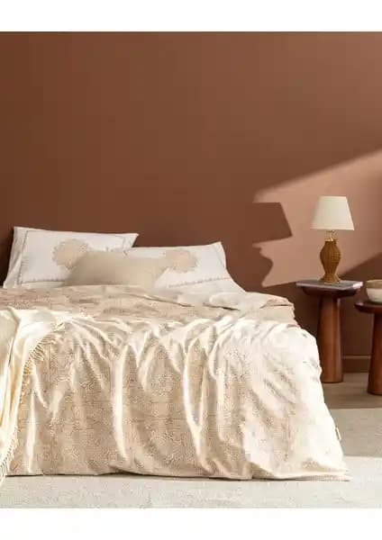 Madame Coco Fanya ve Nayomi Nevresim Takımları Karşılaştırması ve Özellikleri