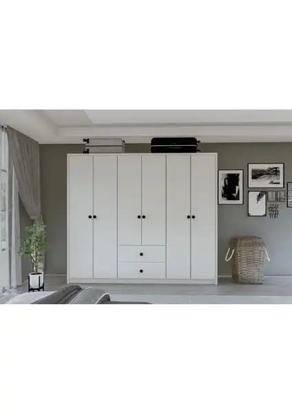 Metalia Gm 069 Delüx ve Rani F4 Geniş Gardrop Karşılaştırması 1