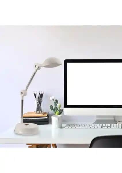 Nisa Luce LED ve Telvesse Masa Lambası Karşılaştırması: Hangi Model Sizin İçin Uygun