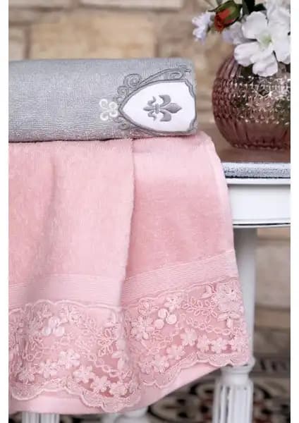 Özdilek Bornoz Setleri Karşılaştırması: Dory Lila ve Wedding Aile Setleri Özellikleri 2