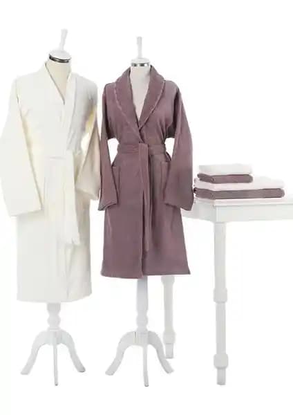 Özdilek Bornoz Setleri Karşılaştırması: Pamuk Orkide ve Point Happy Aile Setleri