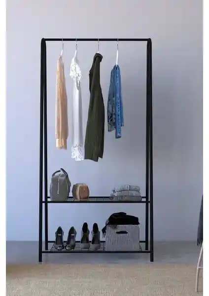 Remaks ve Yekta Home Lucia Elbise Askılığı Karşılaştırması: Tasarım ve İşlevsellik Analizi