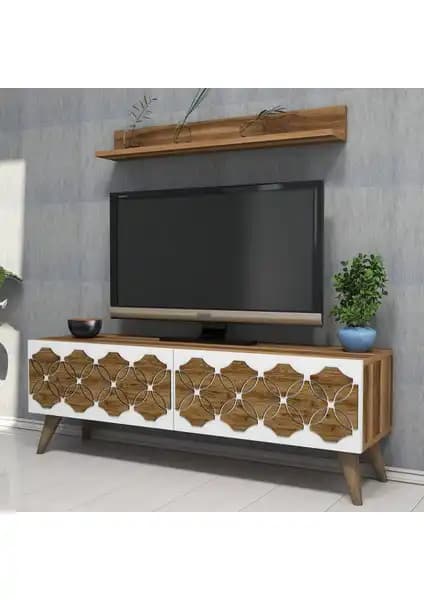 Tanmob Safir 138 ve Variant Nisan TV Ünitesi Karşılaştırması 2