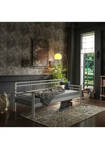 Unimet Kappis ve Lalas Tek Kişilik Sedir Divanları Karşılaştırması 1