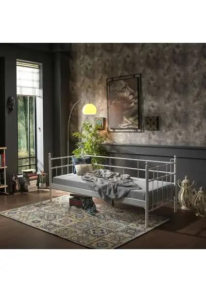 Unimet Lalas Daybed ve Ferforje Karyola Karşılaştırması: Özellikler ve Avantajlar 1