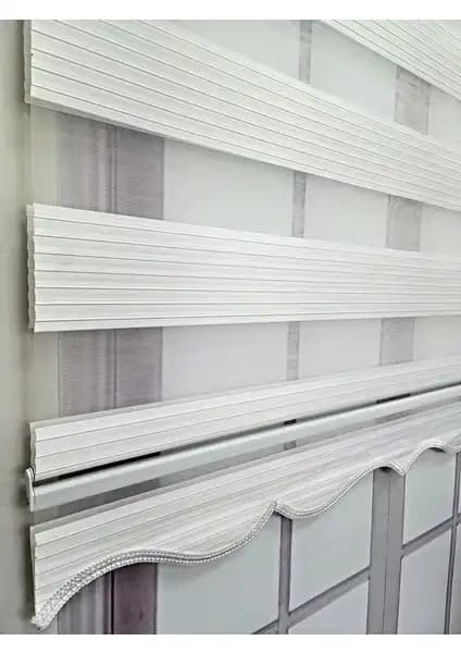 Zebra Stor Perde Karşılaştırması: BBB ve Givayo Modellerinin Özellikleri ve Kullanıcı Yorumları 1
