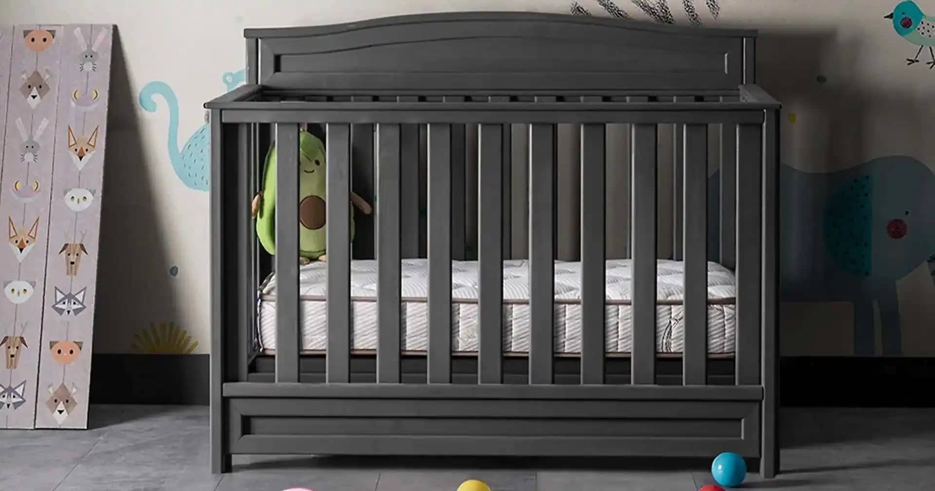 Bebek Yatağı Seçiminde Güvenlik, Konfor ve Malzeme Kalitesi Önemli Kriterler