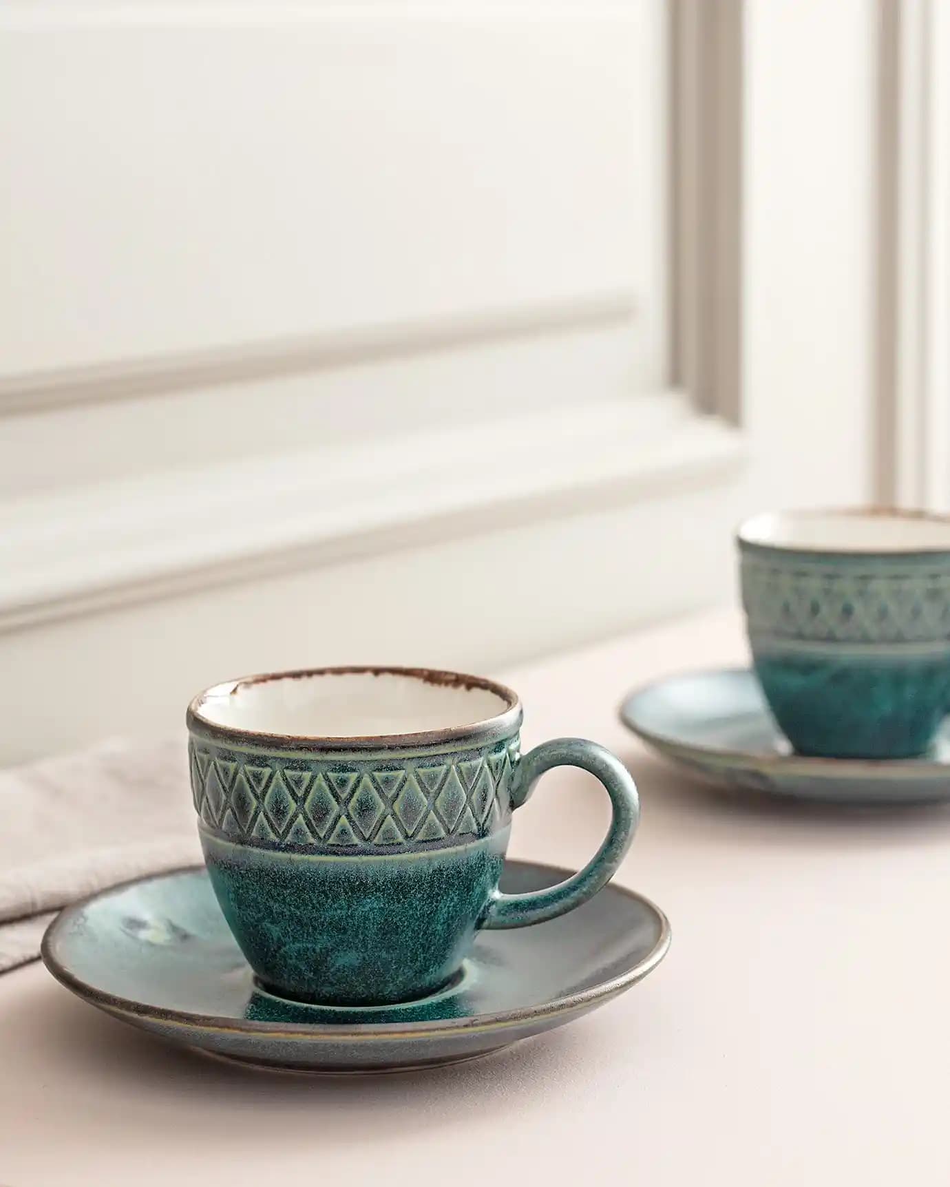 Madame Coco 6 Kişilik Fincan Takımı: Şıklık ve Fonksiyonellik Bir Arada