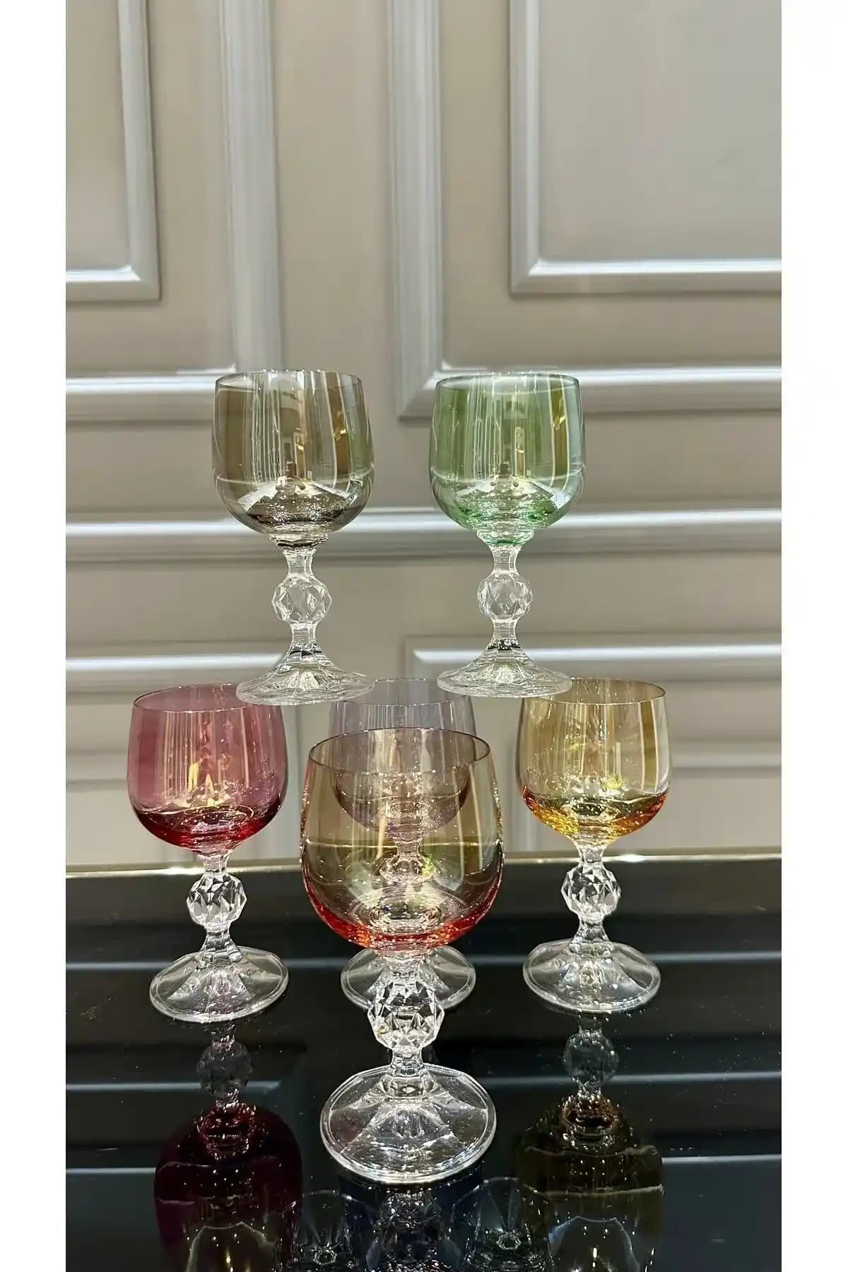 Renkli Kahve Yanı Su Bardaklarının Tasarım, Fonksiyon ve Kullanım Özellikleri