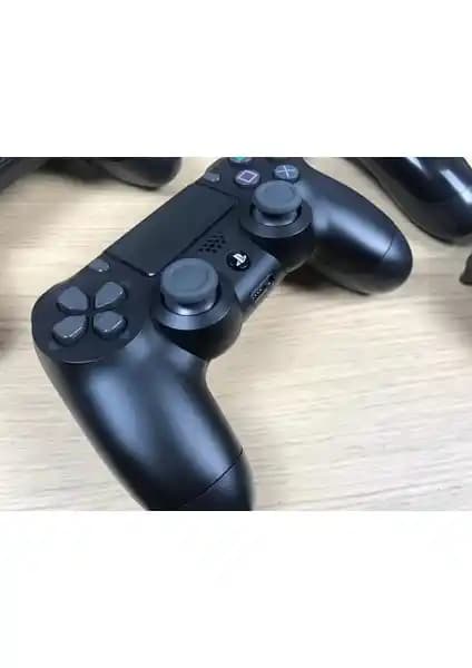 Sony PS4 Dualshock 4 V2: Ergonomik ve Dayanıklı Kablosuz Oyun Kontrolörü Ürün Tanıtımı