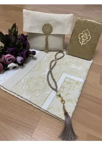 Ayhanhome 4'lü Şantuk Çantalı Çeyizlik Seti ile Gelin Bohçası Seti Karşılaştırması: İçerik, Boyut ve Malzeme