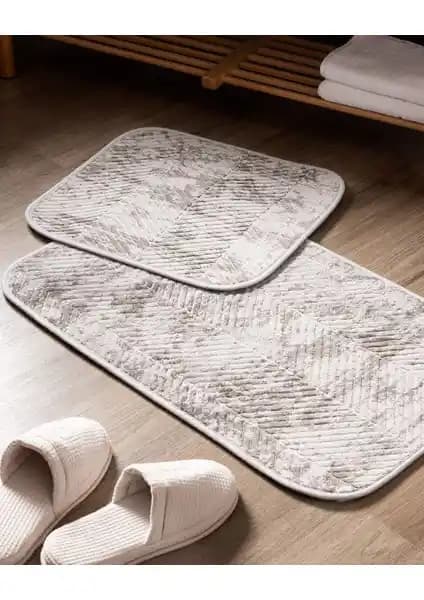 Kaymaz Güvenlik ve Konfor: Gri Madame Coco Eze ile Siyah Sarar Peluş Set karşılaştırması