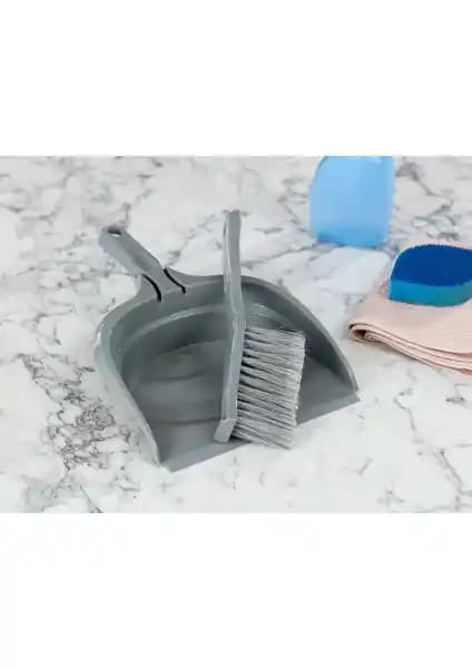 Madame Coco Graque gri plastik Ergonomik Faraş ve Fırça Seti 22,5x32,5 cm – Kullanıma Hazır