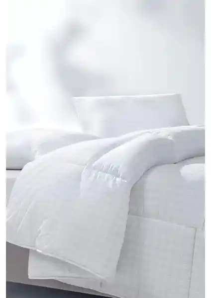 Yataş Anti-Stress Çift Kişilik Yorgan 195x215 cm, 250 g/m² Elyaf ve Karbon Tellerli Kumaş