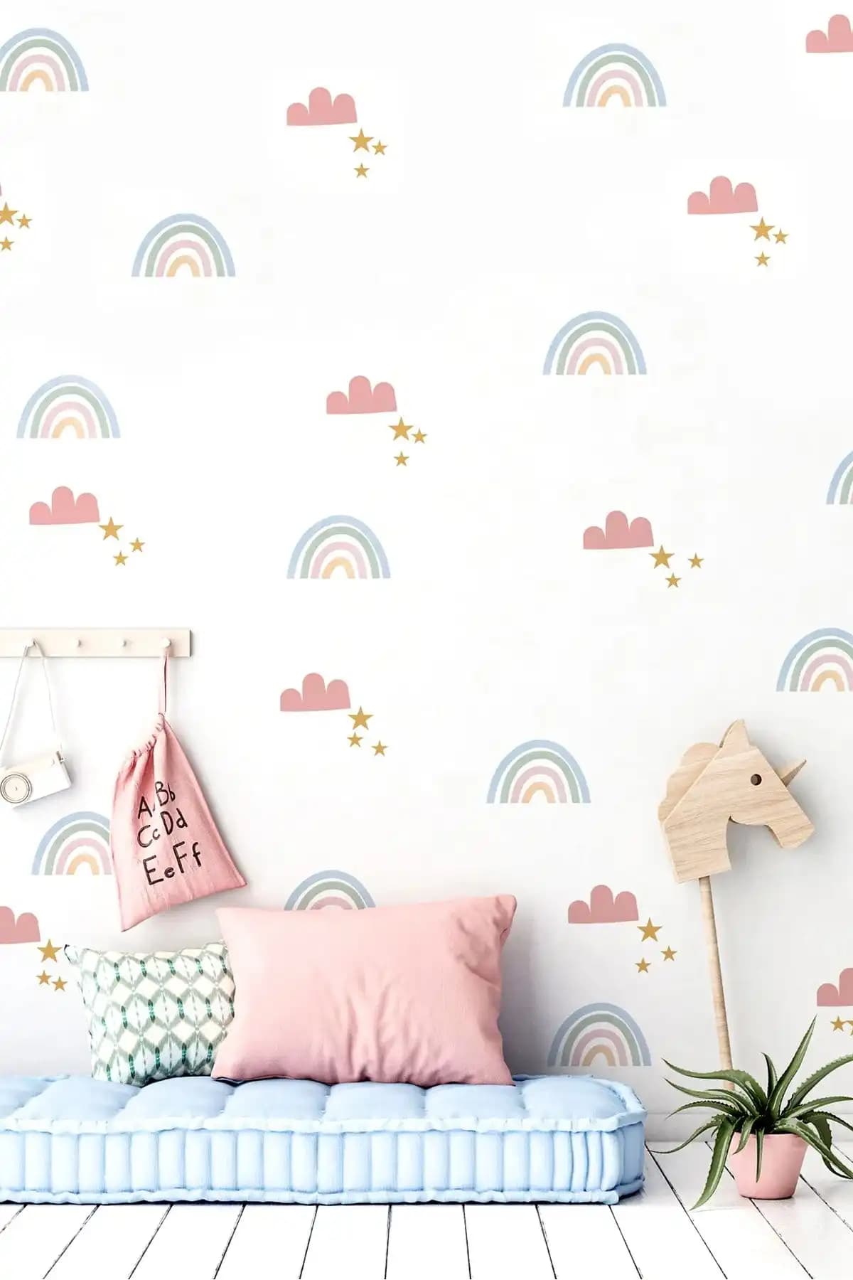Çocuk Odası Dekorasyonunda Duvar Stickerleri Karşılaştırması ve En İyi Seçenekler 2