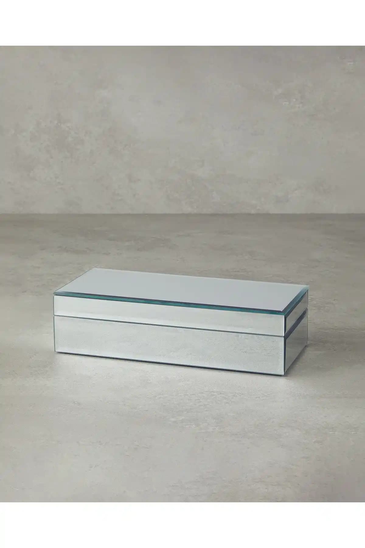 English Home Kate Aynalı Dekoratif Kutu Modern ve Şık Tasarımıyla Ev Dekorasyonunu Tamamlar