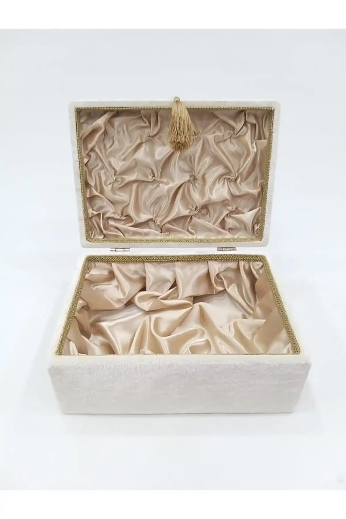 Eylül Kadife Kaplı Gelin Makyaj Çantaları Karşılaştırması ve Seçim Rehberi